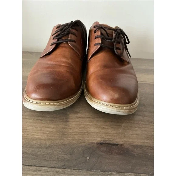 Florsheim Norwalk Plain-Toe Oxfords, Size 12M Cognac‎